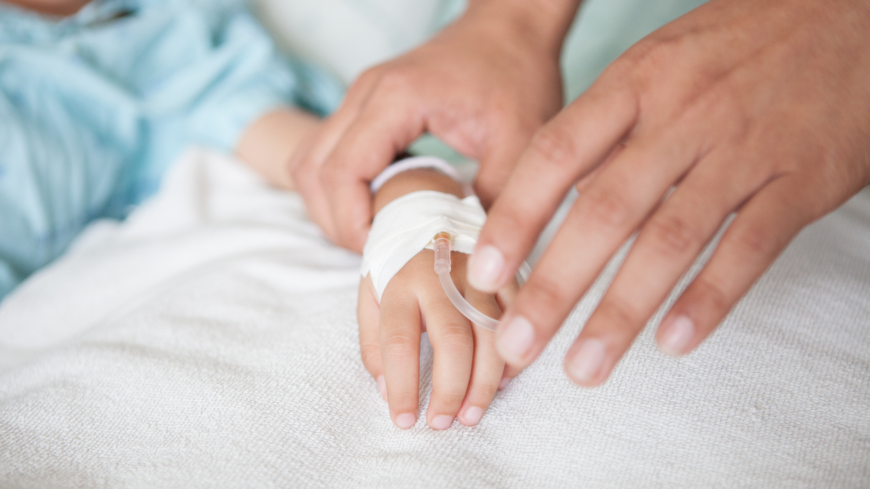 Cancersjuka barn måste få samma tillgång till nya läkemedel som vuxna